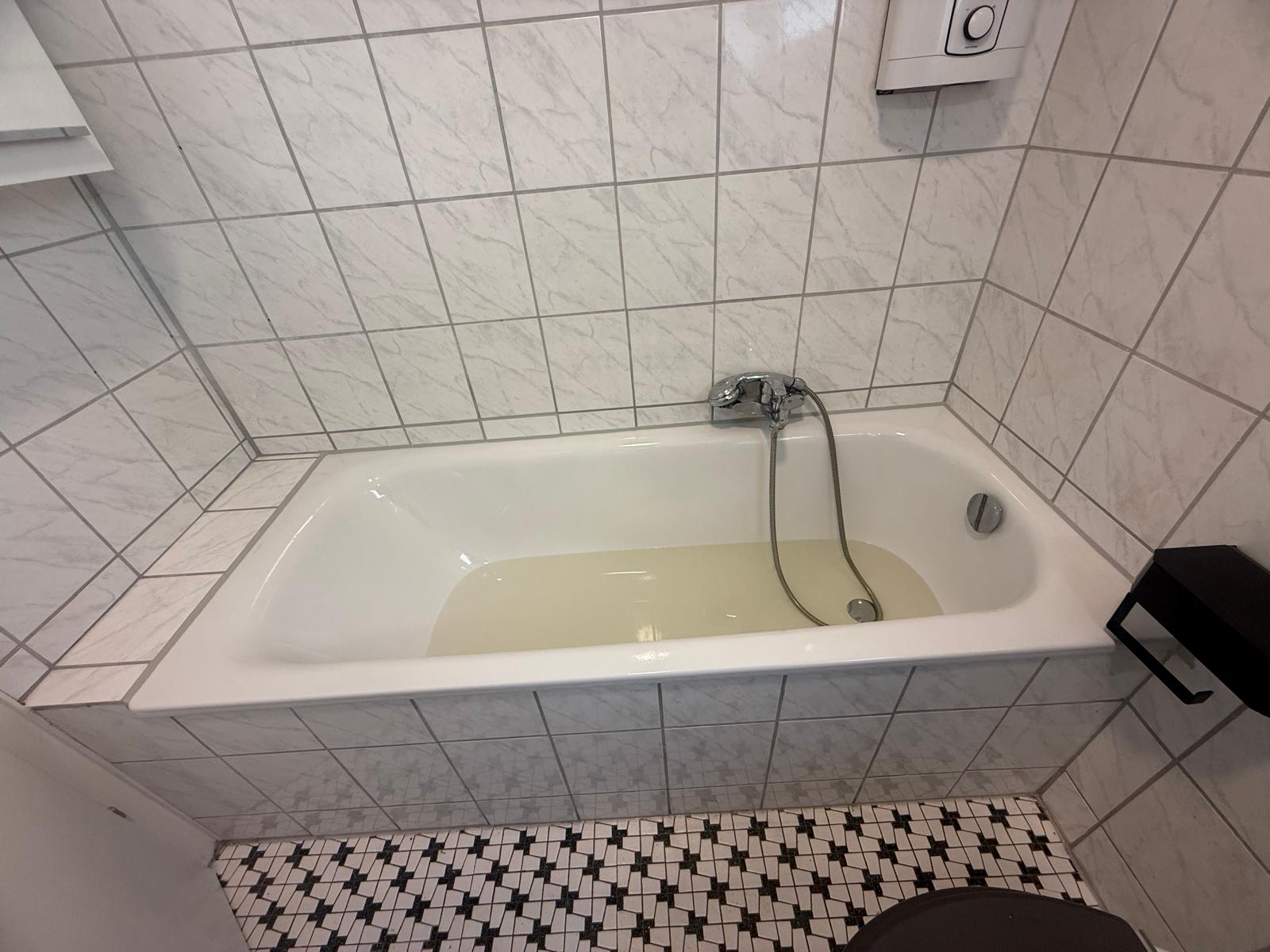 Completed bathtub installation 3